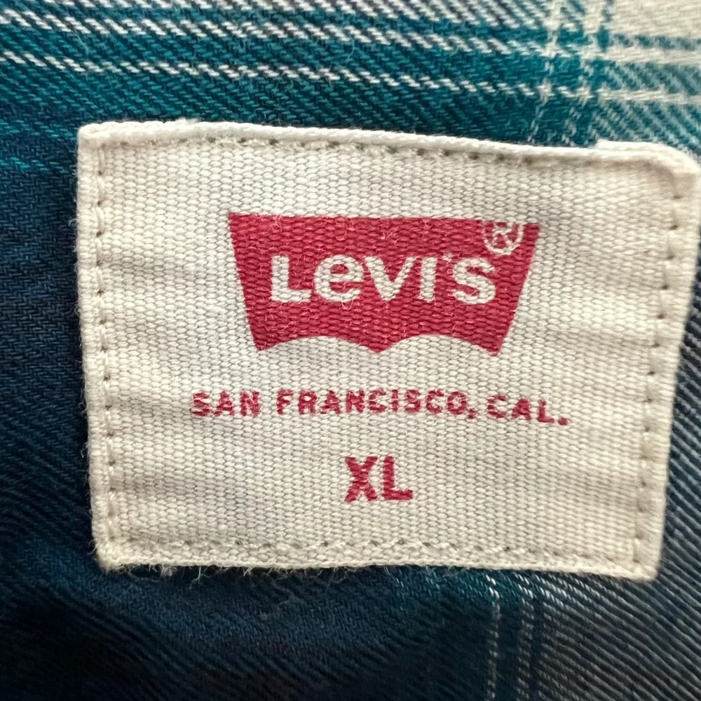 Levis Mens XL Blue Plaid Button Down Shirt Long Sleeve Cotton Casual Workwear